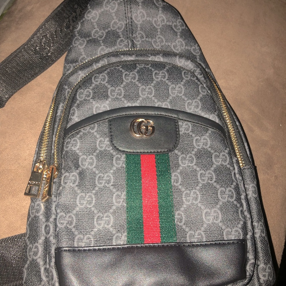 Mens Womens Fashion Sling Bags/Crossbody/Messenger Bags NOT authentic Gucci